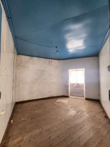 Moradia em Pedra para Reconstrução no Centro de Justes, Vila Real