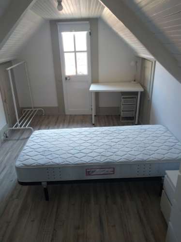 No Centro Histórico de Vila Real, Moradia T4+1 para Estudantes