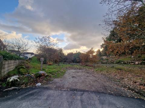 Terreno de 6.750 m2 em Adoufe, Vila Real