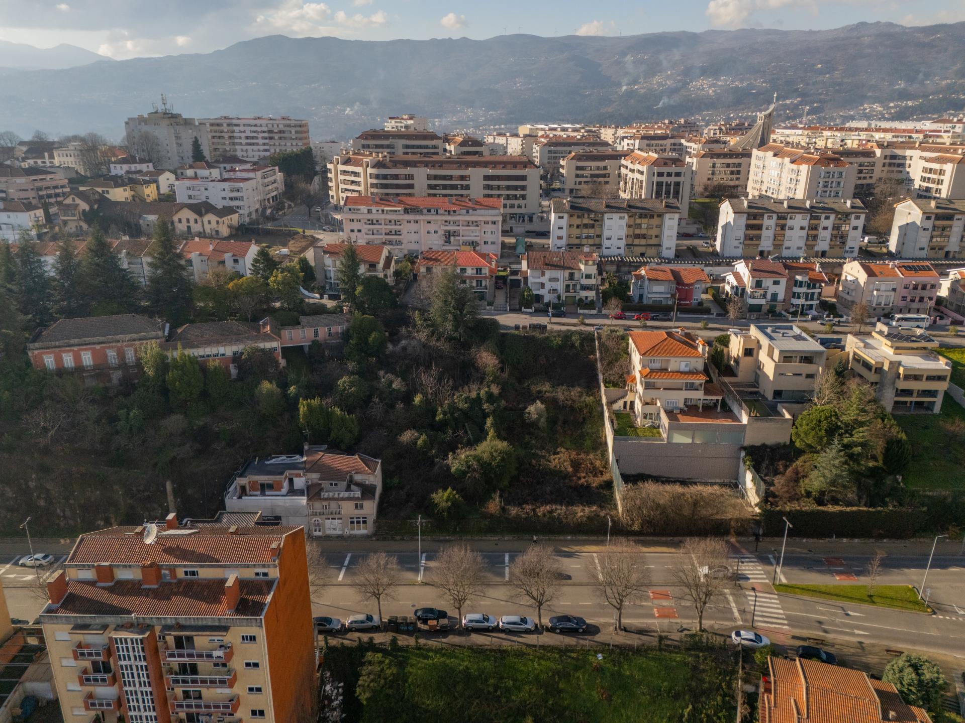 Lote de 997m2 na Rua Cidade Espinho em Vila Real