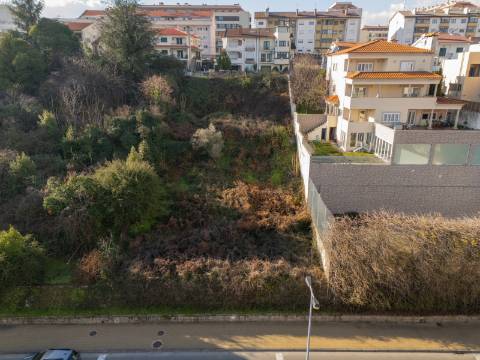 Lote de 997m2 na Rua Cidade Espinho em Vila Real