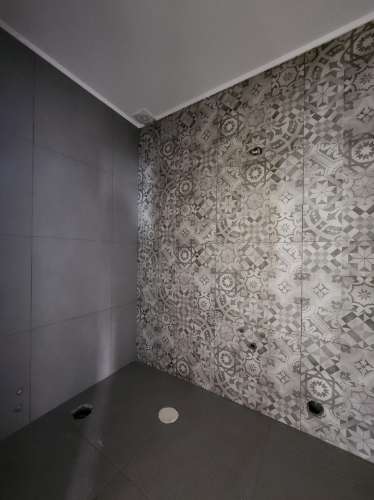 Andar de Moradia T5 com Terraço e Quintal no Centro de Vila Real