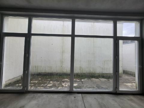 Loja de 770m2 Junto ao Mercado Municipal em Vila Real