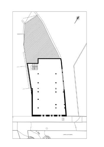 Loja de 770m2 Junto ao Mercado Municipal em Vila Real