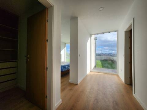 Prédio com Loja Comercial e Habitação T5 no Centro de Vila Real