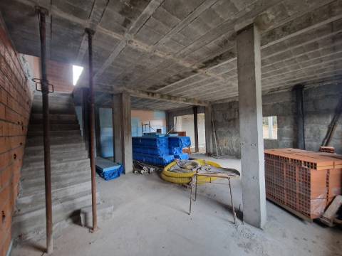 Moradias T3, em construção, Escariz, Vila Real