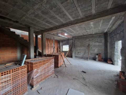 Moradias T3, em construção, Escariz, Vila Real