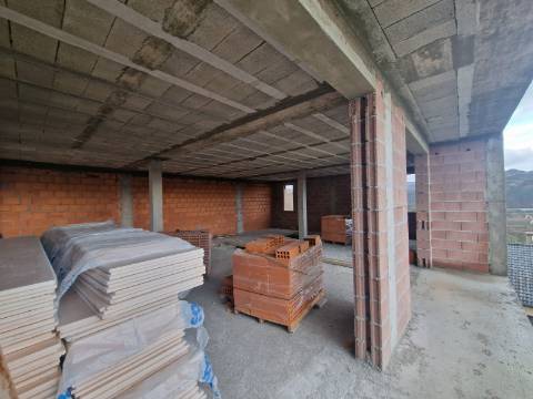 Moradias T3, em construção, Escariz, Vila Real