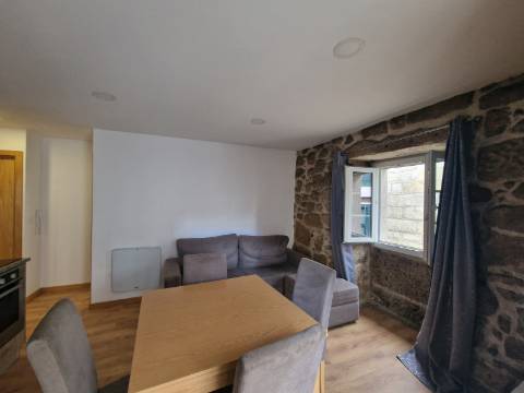 Mobilado e equipado, T2 no Centro Histórico de Vila Real