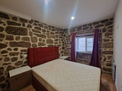 Mobilado e equipado, T2 no Centro Histórico de Vila Real