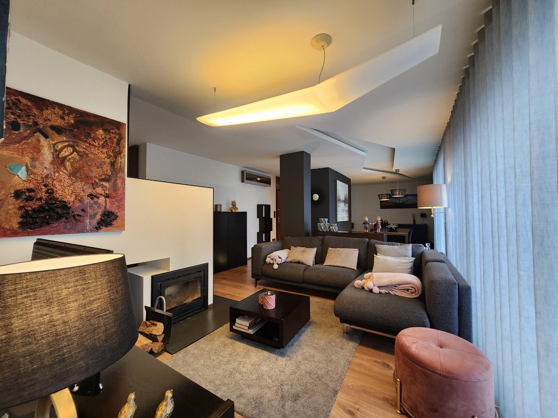 Em Vila Real, T2+1 com Acabamentos Singulares e Terraço Exclusivo