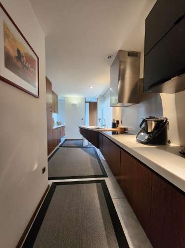 Em Vila Real, T2+1 com Acabamentos Singulares e Terraço Exclusivo