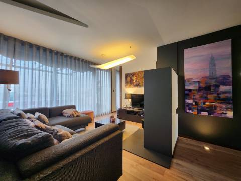 Em Vila Real, T2+1 com Acabamentos Singulares e Terraço Exclusivo