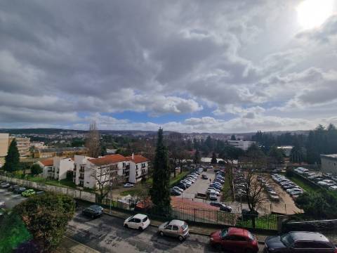 Loja com 2 frentes na Av. Aureliano Barrigas | Vila Real