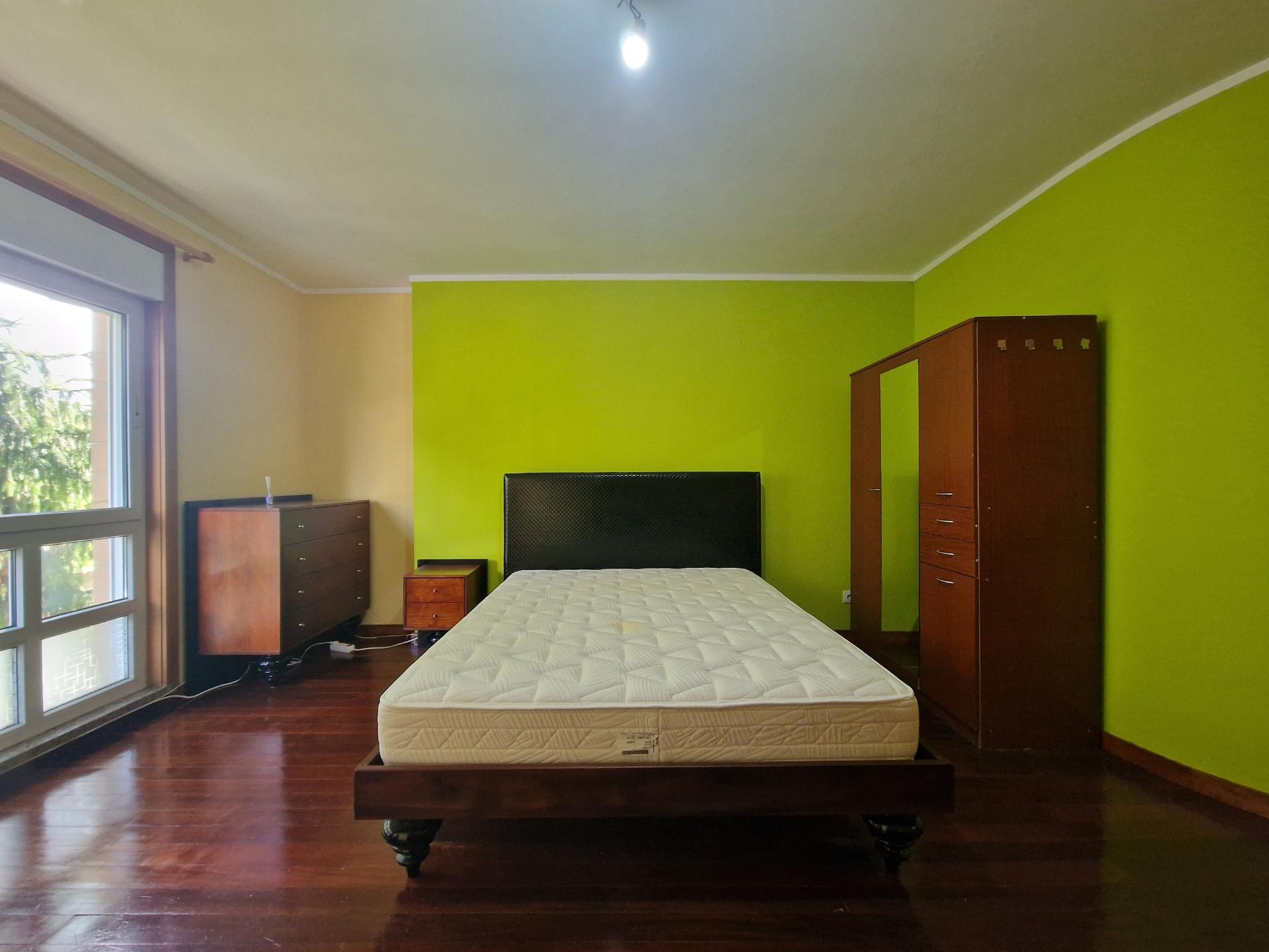 Quarto junto ao Centro de Saúde de Mateus em Vila Real