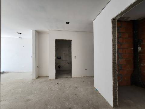 T2 com Duas Frentes Junto ao Parque Corgo em Vila Real