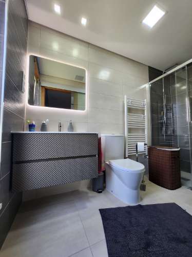 Moradia T4 Seminova de 4 Frentes com Classe Energética A+