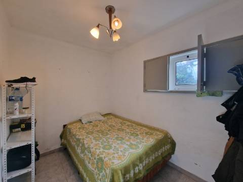 Moradia T4 mobilada e equipada na Rua Santo Condestável