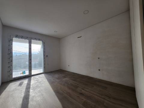 T2 com 2 Terraços Junto ao Parque Corgo em Vila Real