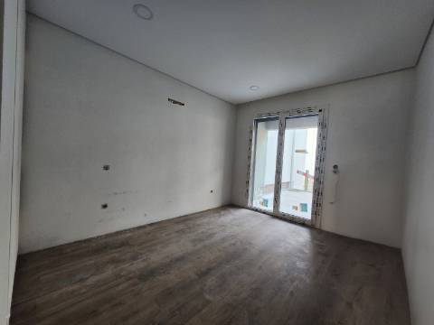 T2 com 2 Terraços Junto ao Parque Corgo em Vila Real