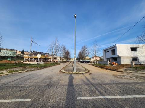 Lote com Projeto Aprovado para Moradia Unifamiliar