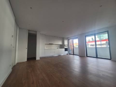 Apartamento T1 Novo Junto ao Trofa Saúde em Vila Real
