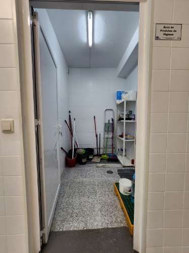 Trespasse de Fábrica Industrial de Pastelaria e Congelados de Carne