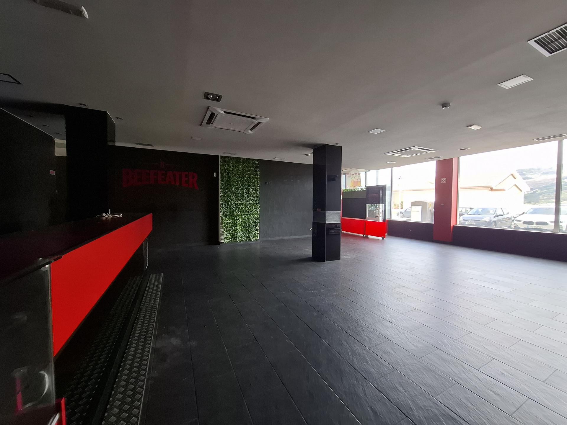 Espaço Comercial de 127 m2 na Nossa Senhora da Conceição