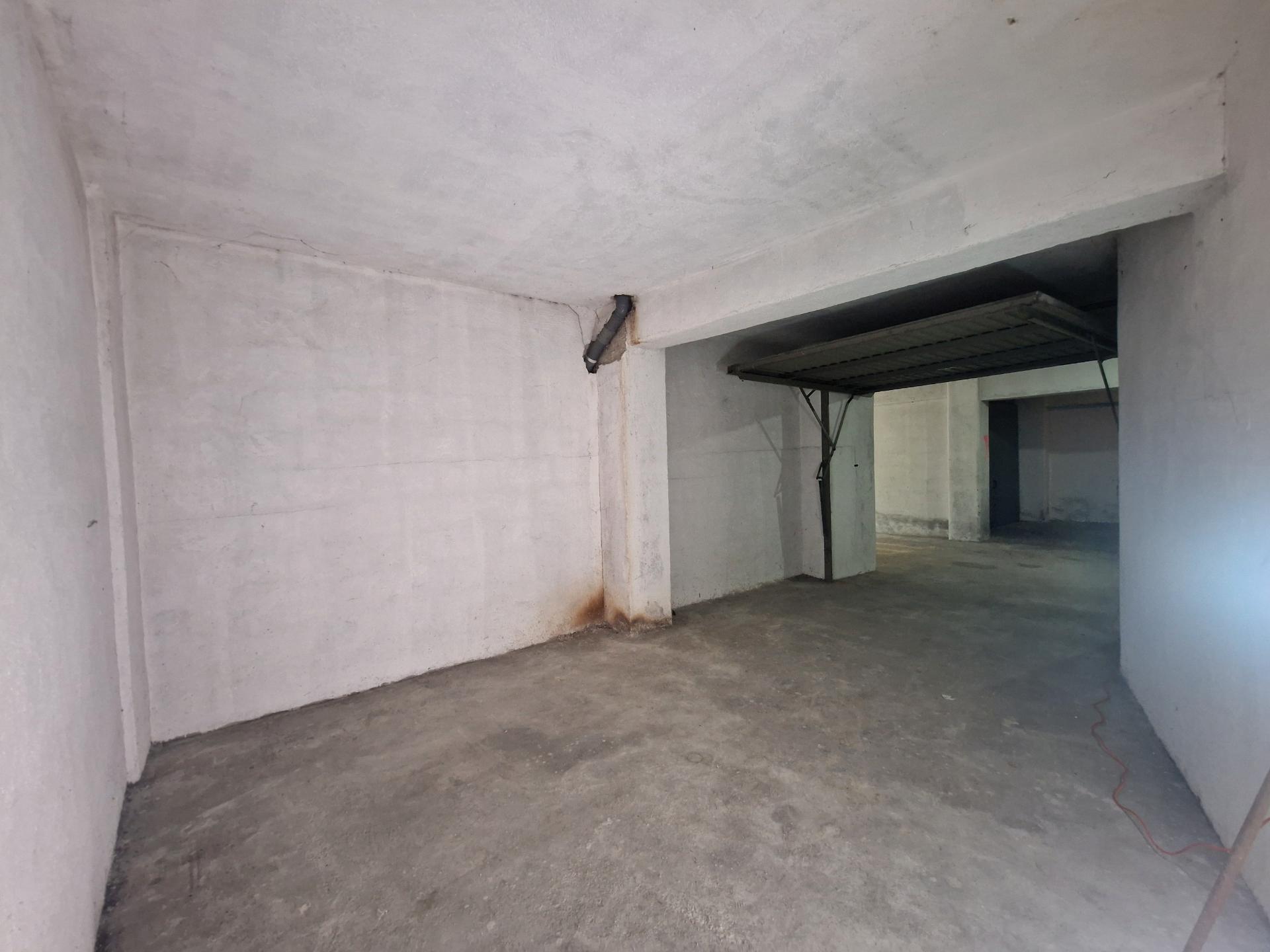Garagem fechada com 22 m2 na Nª Sra. da Conceição em Vila Real