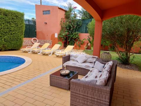 Moradia V3+1  Piscina Privada & Churrasco - Albufeira
