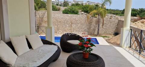 Moradia Isolada T4 Venda em Albufeira e Olhos de Água,Albufeira