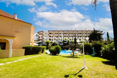 Apartamento T2 localizado numa zona central de Vilamoura