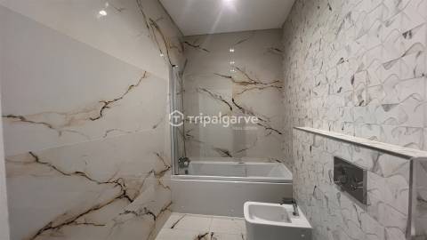 Moradia em Banda T4 Venda em Albufeira e Olhos de Água,Albufeira