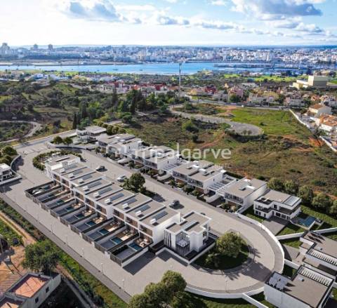 ULTIMAS 2 UNIDADES Luxuoso V3+1 em construção em Ferragudo