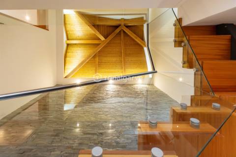 Moradia moderna  com piscina  no  campo do  Vale Do Lobo Royal Golf