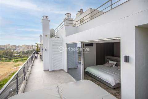 Penthouse de Luxo com 6 Quartos perto da Praia e da Marina - Vistas para o Rio Arade