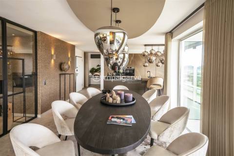 Penthouse de Luxo com 6 Quartos perto da Praia e da Marina - Vistas para o Rio Arade