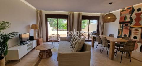 Moradia V2+1 em condomínio privativo na Vila Sol