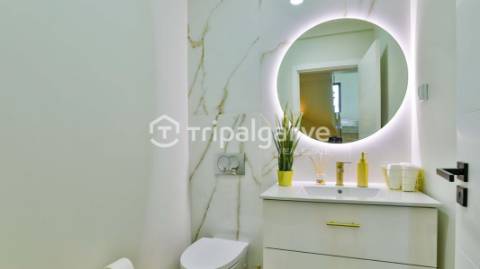 MORADIA COM 4 QUARTOS EM VILAMOURA COM PISCINA PRIVADA