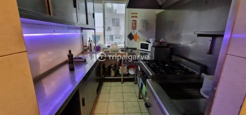 Belo Restaurante com mais de 70 couvert no centro nevrálgico de Albufeira.