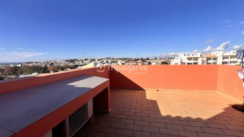 Apartamento  Arrendamento em Albufeira e Olhos de Água,Albufeira