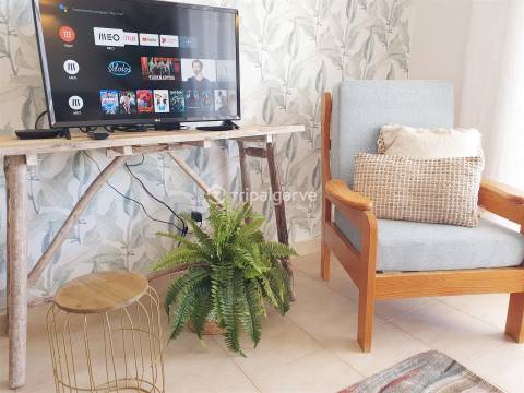 Apartamento T1 com vista mar e piscina