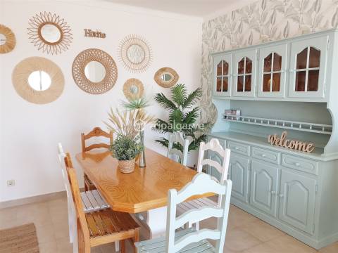 Apartamento T1 com vista mar e piscina