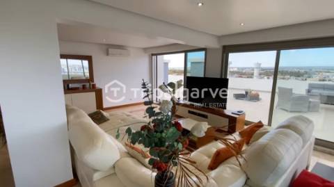 PENTHOUSE DE LUXO COM VISTA MAR NA PRAIA DA ROCHA, PORTIMÃO - ALGARVE