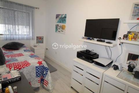 Apartamento - T2+2 - Albufeira - Venda