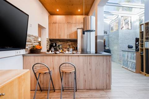 Encantadora Quinta em Albufeira com Excecional Potencial de Desenvolvimento