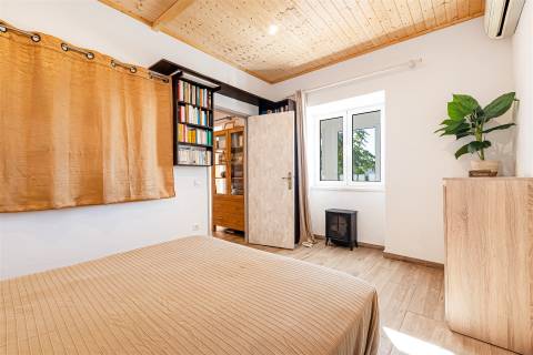 Encantadora Quinta em Albufeira com Excecional Potencial de Desenvolvimento