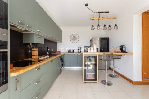 Moradia Geminada T4 Venda em Albufeira e Olhos de Água,Albufeira