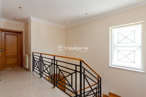 Villa de exceção em Albufeira – Luxo, conforto e localização ideal