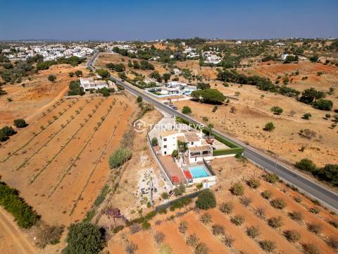 Moradia T5 Venda em Guia,Albufeira